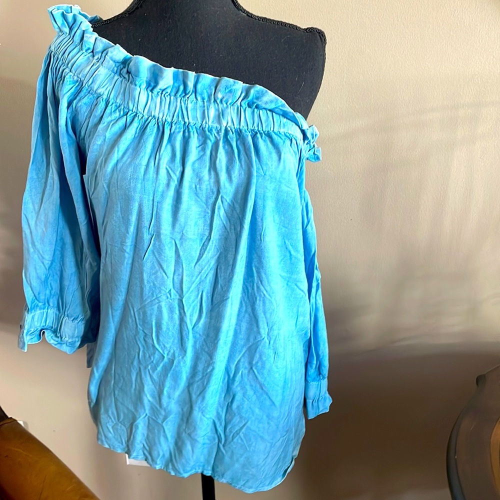 Style Envy (one or two) off the shoulder, top